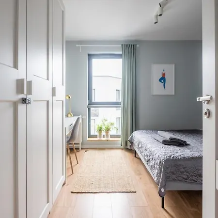 Appartamento Polaka ~ Self Check-in 24 ~ Car Park ~lift *