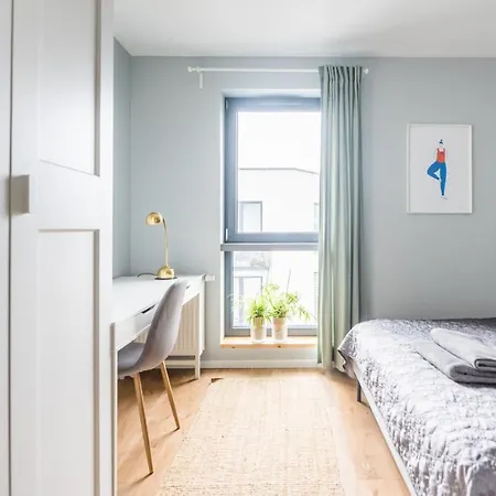 Appartamento Polaka ~ Self Check-in 24 ~ Car Park ~lift Breslavia